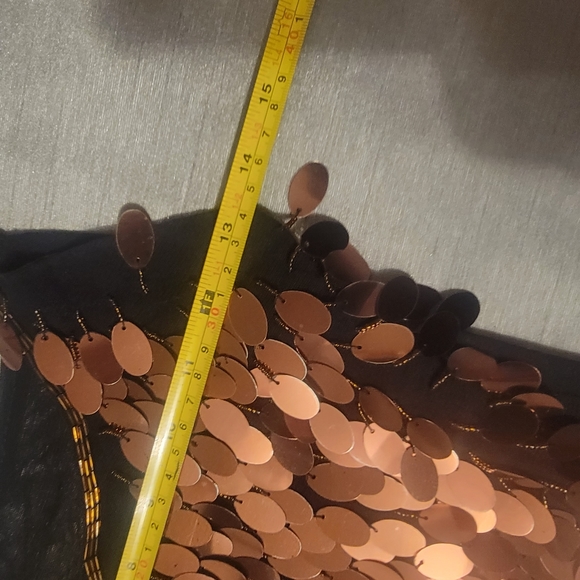 Black and bronze top - Picture 4 of 5